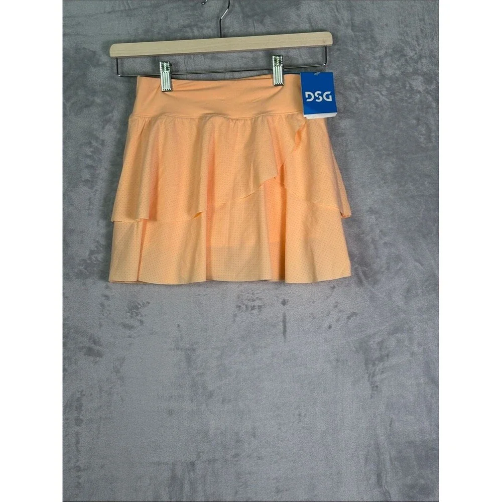NWT New DSG Coral Performance Mid-Rise Skort Size Girls Medium 10-12